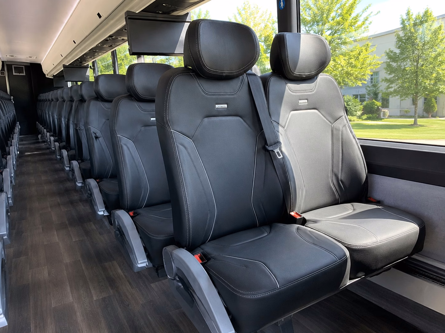 ceremony to reception shuttle service for new york city weddings